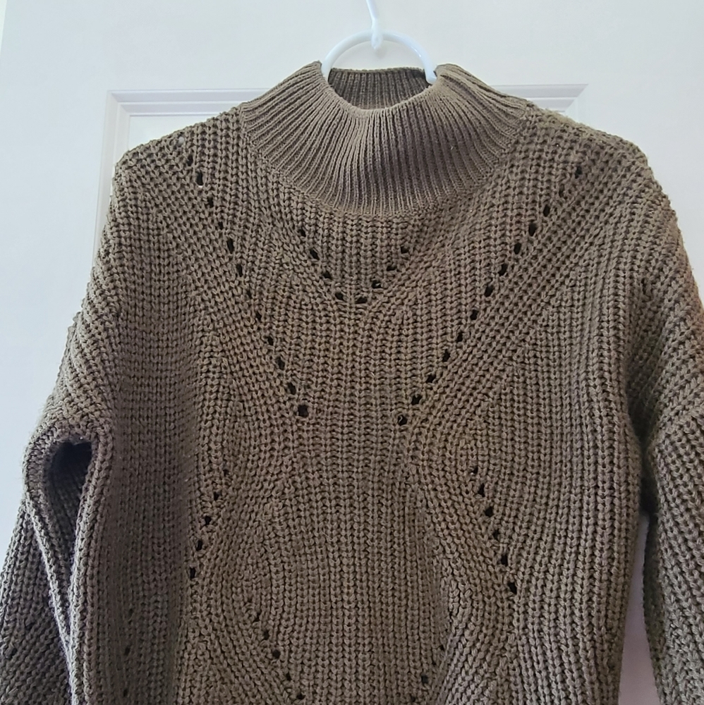 Army green sweater